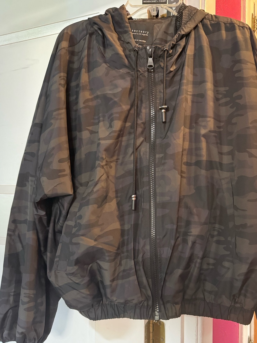 Sanctuary Women's Black Camo Hooded Windbreaker Jacket. Never worn!